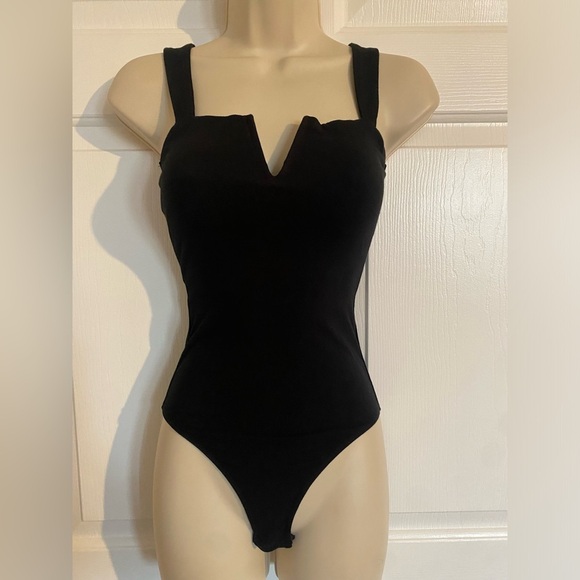 Ten Sixty Sherman Tops - Ten Sixty Sherman Black Vcut Bodysuit